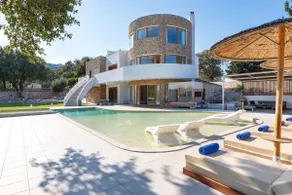 Hamilton Grand Villa - Image 5