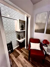 Lovely Lower Level 2 Bedroom Suite - Dog Friendly - Image 3