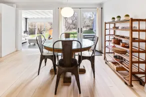 Sag Harbor Chic Modern Cottage - Image 5