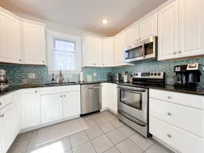 Charming 3-Bedroom Home Near Downtown Portsmouth! - Image 5