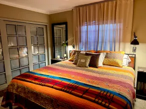 Charming*Updated 3/2 *Uptown *Views *Private +Fido - Image 2