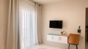 La Perla Apartments - Image 3