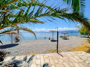 Nafpaktos Shingle Villa - Image 5