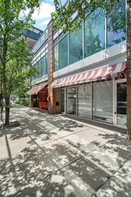 3BD Upscale West Loop Condo on Lake St-Two Decks! - Image 4