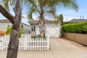 Charming 2 BR Pacific Beach Cottage - Image 3