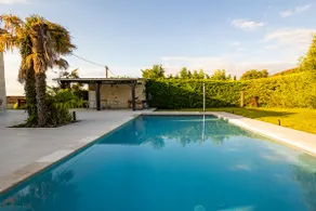 Quiet Villa in a country hamlet with AC, private heated pool, pétanque court... - Image 2