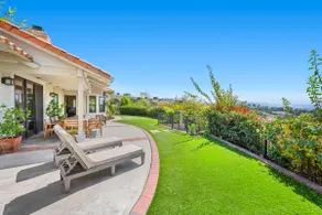 Belle retraite de San Diego (Fallbrook) sur 2+ acres avec une vue imprenable sur la montagne - Image 2