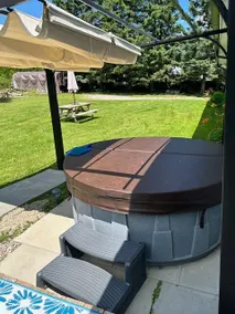 Lakeview Cottage Escape |Hot Tub, Dock & Lake Toys - Image 3