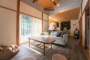 Enjoy a luxurious holiday with a private BBQ, a luxurious dog run, and a renovated, isolated house. - Image 2