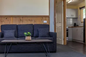 BIG4 Albury Spa Cabin - Image 2