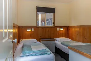BIG4 Albury Spa Cabin - Image 4