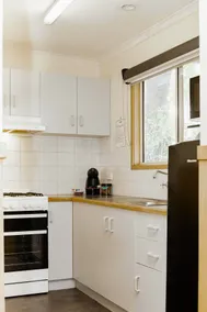BIG4 Albury Spa Cabin - Image 5