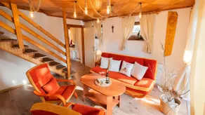 Peaceful Vincent’s Cabin | Sauna & Forest Views - Image 4