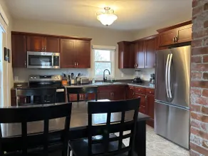 Clean 2BR Apt by Mayo, 50-ft Parking - Image 3