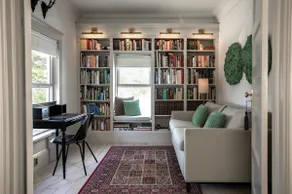 Echo Park 4BR Historic Designer Bungalow—near DTLA - Image 2
