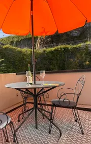 Côté Criée – stunning views - Image 3