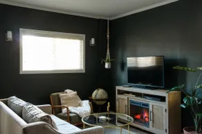 Larkspur Lodge — Cozy, Private Guest Suite - Image 5