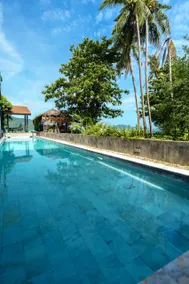 Duplex, Beachfront Peaceful Villa, with Pool - Image 2
