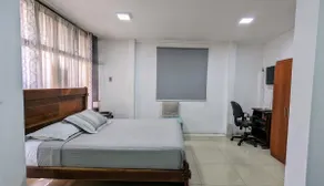 LOVELY SUITE LOCATED IN AN GREAT AREA - Image 2