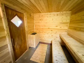 Yacht Club cabin on Burntside, with sauna - Image 4