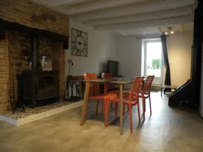 Small quiet house - Image 3
