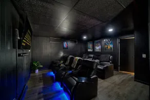 Mid-Century Modern with a ”Star Wars” Twist - Image 3
