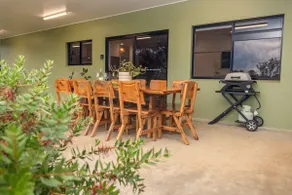 The Olive Abode - Atherton - Image 4