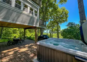 Expansive Lake Sunapee Home*Mountain View*Sleep20+ - Image 3