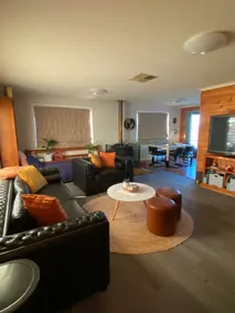 Redfin Retreat-Lake Views-Pets Albury Wodonga WIFI - Image 3