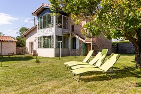 House for 2 to 8 people, Wi-Fi, garage and private garden - Image 2