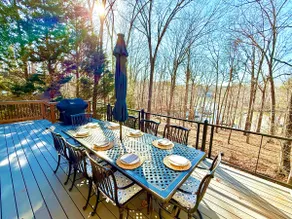 Lakefront family home w/ private dock & new deck! - Image 3