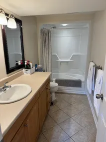 Angie's Place - Image 4
