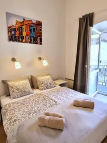 Apartment Golf - Image 5