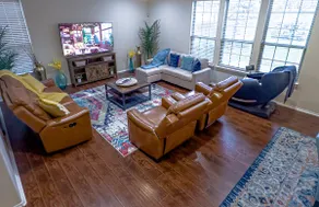 Exclusive Stay | 5 King Beds | Greenbelt Serenity - Image 4