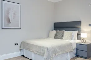 Family Studio in Chelsea - Image 4