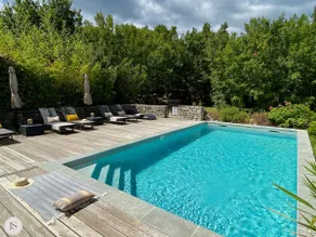 Casa di lusso con bellissimo giardino e piscina privata - Image 3