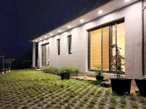 *Starlight House* Private beautiful garden, forest The starlight of the night sky in the bedroom. View ~ perfect barbecue area - Image 3