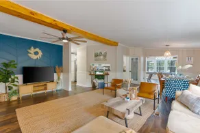 Game Room-Projector-Kayaks-Paddlbrds-Firepit-Dock - Image 3