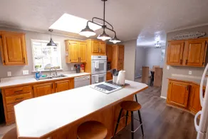 10 acre private lake, 80 acres, trails, 4 bedrooms - Image 3