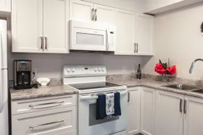 1BR Linley Valley Suite • BBQ • Kitchen • Hot Tub - Image 5