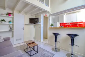 Studio near the Palace of Versailles - Image 5