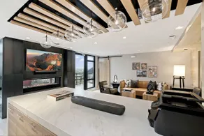 Contemporary | Downtown | Views | Luxury - Image 4