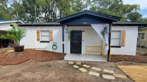 2 bedroom Coastal bungalow minutes from St Simons - Image 2
