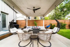 Centrally-Located Studio Apartment on Spacious Lot - Image 4