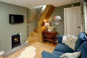 Rural snug, private terrace with stunning views! - Image 2