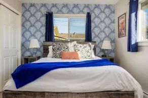 Hot Tub, Game Room, BBQ, Stylish & Walkable to DT - Image 5