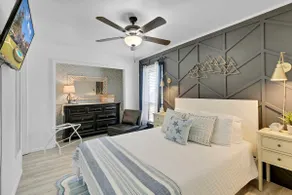 Newly Decorated- Daphne Pool Condo- Near Freeway - Image 3