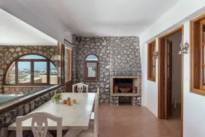 Cycladic Traditional Villa with Jacuzzi - Image 2