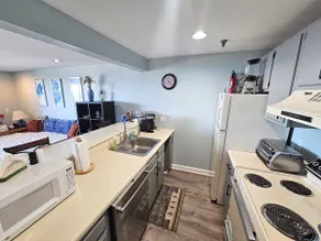 Gorgeous Oceanview Condo In Old Orchard Beach, Maine - Image 5