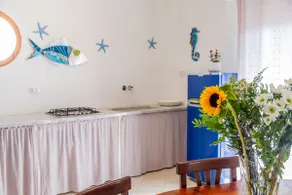 Large Apartment with private garden, barbecue, A/C - Image 2